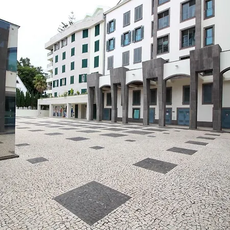 Apartamento Tr3s Qu4rtos Arriaga Funchal (Madeira)